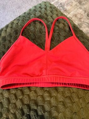 Red Women’s reinette sports bra